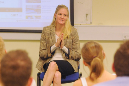 La exnadadora y política de Zimbaue, Kirsty Coventry, podría a llegar a ser la primera mujer presidenta del COI.