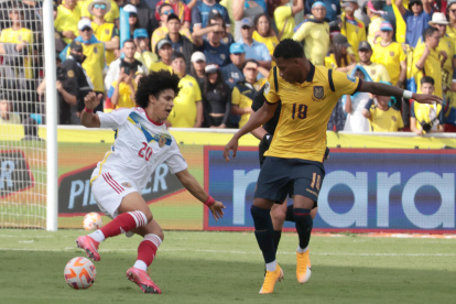 Gonzalo Plata formó parte del tridente de ataque de Ecuador ante Venezuela