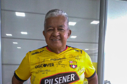 El exjugador ecuatoriano Washington Muñoz logró siete títulos con Barcelona.