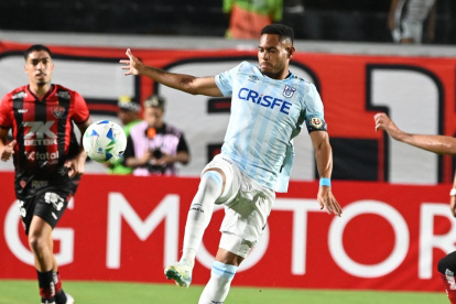 Ismael Díaz es una de las armas en la ofensiva de la Universidad Católica.