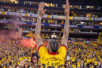Jonatan Álvez y su romance con la hinchada amarilla.