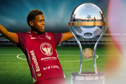 Elián Caicedo ofensivo de Mushuc Runa en la Copa Sudamericana.