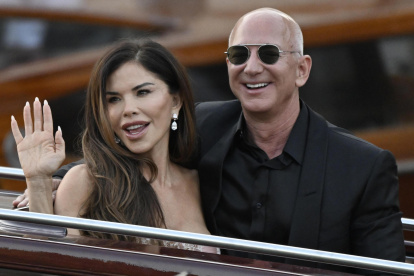 La boda de Jeff Bezos y Lauren Sánchez reunió celebridades, protestas y un lujo sin límites.