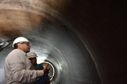 En los distribuidores de Coca Codo Sinclair se han identificado más de 17.000 fisuras.