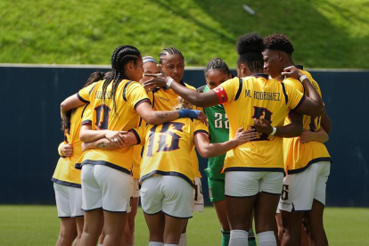 La Tri femenina enfrenta a Paraguay en el Defensores del Chaco.