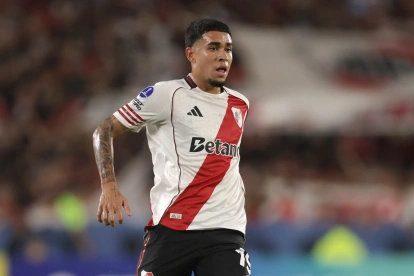 Kendry Páez, volante ofensivo de River Plate.