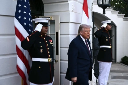 El presidente Donald Trump, previo a recibir una visita oficial en la Casa Blanca
