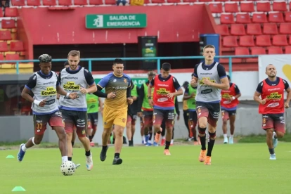 Deportivo Cuenca y Mushuc Runa juegan en Echaleche por la fecha 11 de la LigaPro.