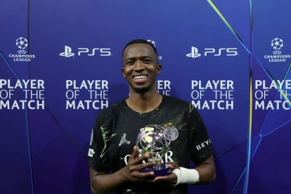 Willian Pacho y la alegría de llegar a la segunda final de la Champions.