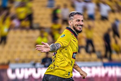 Darío Benedetto no estará ante Independiente del Valle por lesión.
