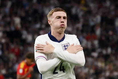Cole Palmer, atacante de Chelsea, no estará con Inglaterra en el Mundial.