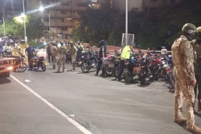 Operativo contra motos tuning en Guayaquil termina con retenciones.