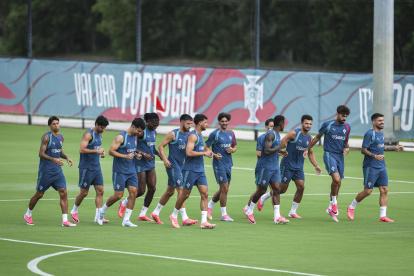 La Selección de Portugal se juega el liderato del Grupo K ante Colombia.