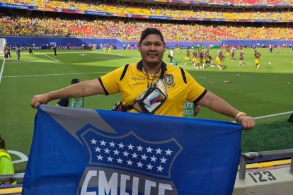 Jerry Cando, el hincha ecuatoriano que se volvió viral tras gastar cerca de 14.000 dólares para seguir a la Tri en el Mundial 2026 (6)
