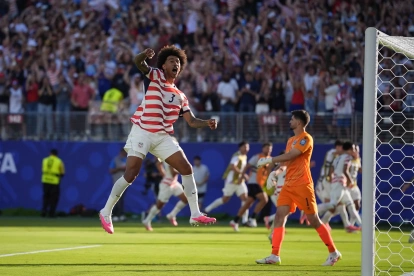 Estados Unidos se impuso 2-0 a Bosnia y avanzó a los octavos de final del Mundial 2026.