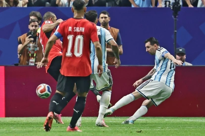 El gol de Messi al minuto 83 igualó el marcador ante Egipto en Atlanta.