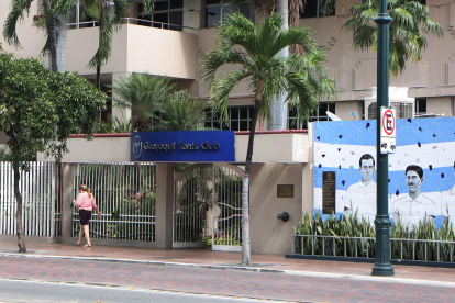 Fachada de la sede centro del Guayaquil Tenis Club.
