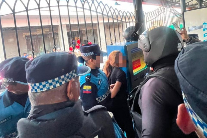 La inseguridad en la Metrovía preocupa a los usuarios.