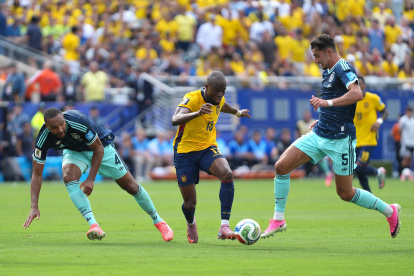 Enner Valencia es la principal opción para reforzar el ataque de Boca Juniors.