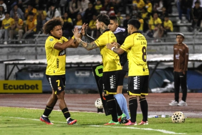 Barcelona SC aspira a encenderse ante Liga de Portoviejo.