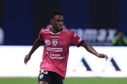 El joven Darwin Guagua deja Independiente del Valle y ahora tendrá como destino el Mérida de España, tras ser adquirido por el Brentford inglés.