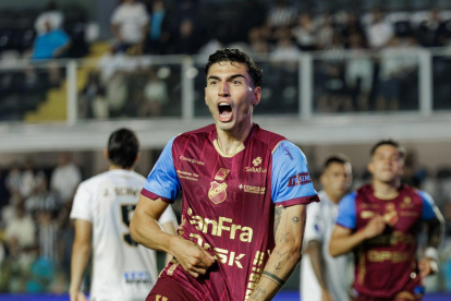 Franco Posse es el hombre gol de Macará.