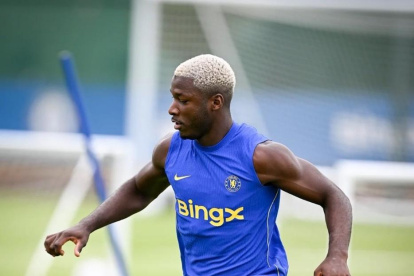 Moisés Caicedo vuelve a escena con Chelsea y enfrenta al Fulham