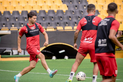 El argentino Tomás Martínez se alista para ser titular y ser el generador de fútbol ante Manta.