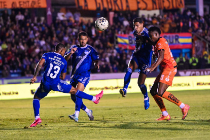 Emelec se mantiene en la parte baja de la tabla de la LigaPro 2026.