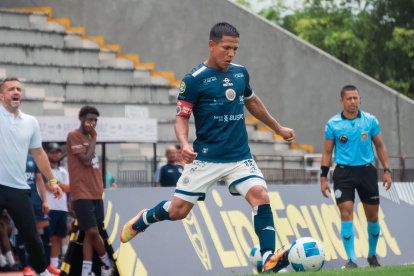 Jesús Preciado jugó en Cuenca Juniors a inicios de la temporada 2026.