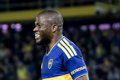 Enner Valencia ya tiene su primera foto histórica con Boca: gol, celebración y una página que ningún ecuatoriano había escrito antes.
