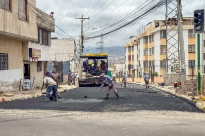 El primer tramo de Montes del Cajas ya tiene nueva carpeta asfáltica. El resto será intervenido después de concluir los trabajos complementarios.