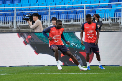 Entrenamiento de Ecuador para el partido ante Corea del Sur.