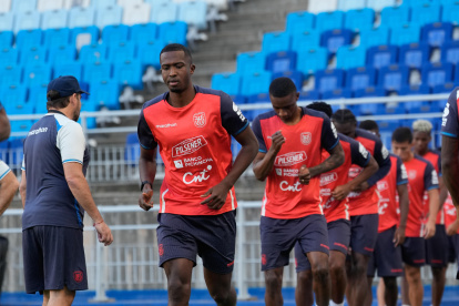 Willian Pacho y sus compañeros en el entrenamiento de Ecuador para enfrentar a Corea del Sur.