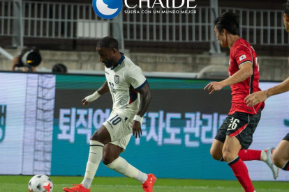 Ecuador fue goleado 3-0 por Corea del Sur en el debut de Marcelo Gallardo.