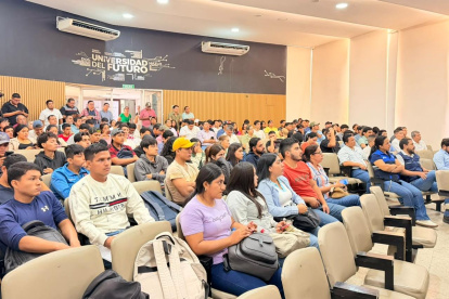 Simposio reunió de manera presencial a más de 250 personas y a cerca de 200 conectadas en línea.