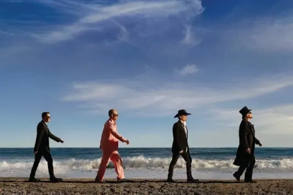 U2 anunció Carnaval de Luz, su primer álbum de material inédito en nueve años.