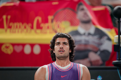 Alcaraz confesó sentirse afectado por su derrota ante el belga Zizou Bergs (7-5 y 7-6 (4)).