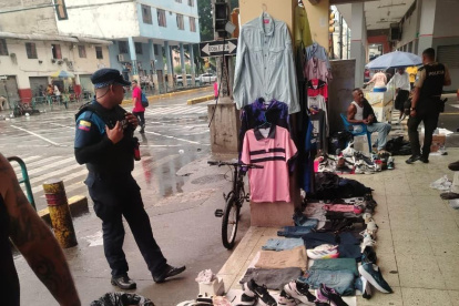 Segura EP interviene por ruido y obstáculos en calles de Guayaquil.