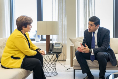 La gerente del FMI, Kristalina Georgieva, y el ministro de Finanzas de Ecuador, Richard Martínez, se reunieron el martes 26 de noviembre de 2019.