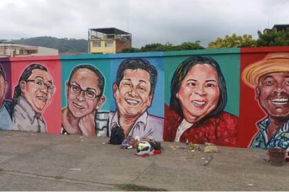 El mural está ubicado en el centro de Portoviejo. En el lugar se tiene previsto construir un teatro.