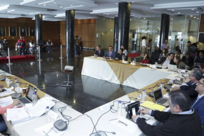 Discusión. El sábado pasado sesionó la Comisión de Régimen Económico para tratar el proyecto de ley.