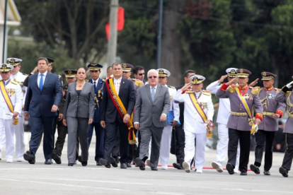 Las Fuerzas Armadas tienen nuevos comandantes desde hoy.