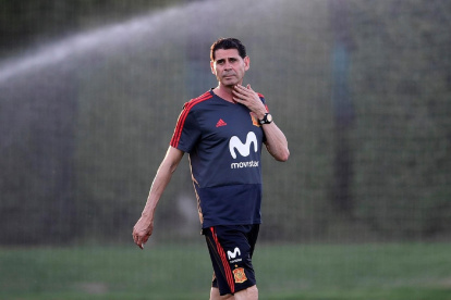 Fernando Hierro, técnico de España