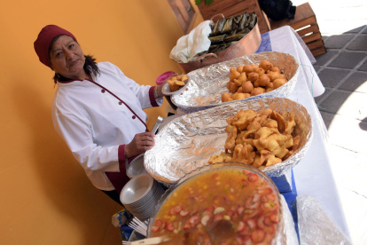 Los buñuelos y tamales son parte de la gastronomía capitalina.