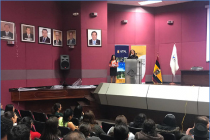 Docentes, estudiantes universitarios y público en general participaron del seminario