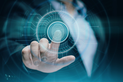 Los datos biométricos reemplazan a los métodos de autenticación tradicionales, como los basados en inicios de sesión y contraseñas.