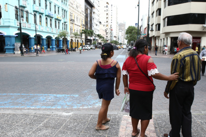400
400 metros es la medida de las cuatro cuadras que serán únicamente peatonales hasta el domingo.
27 NOVIEMBRE del 2019

GERARDO MENOSCAL

Agencia (ag-expreso)