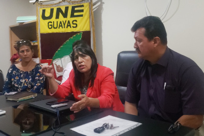 La secretaria del FUT, Roxana Palacios, advirtió que el paro está suspendido y puede retomarse.