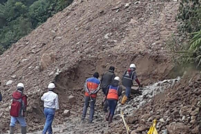 El cierre se realizó debido a los constantes problemas de deslaves que se dan en el tramo.